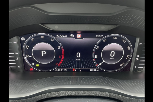 Škoda Karoq 1.5 TSI ACT Style | Elek. Trekhaak | LED | Navi | Carplay | Camera | Virtual Cockpit