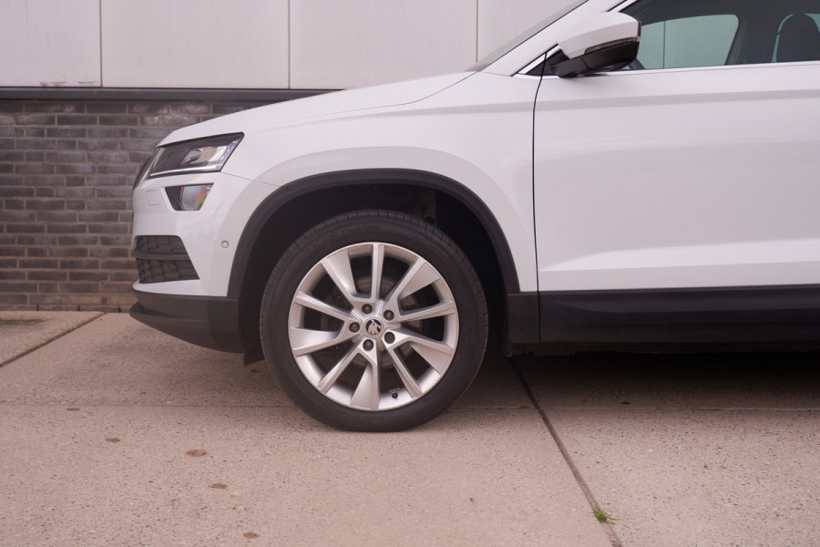 Škoda Karoq 1.5 TSI ACT Style | Elek. Trekhaak | LED | Navi | Carplay | Camera | Virtual Cockpit