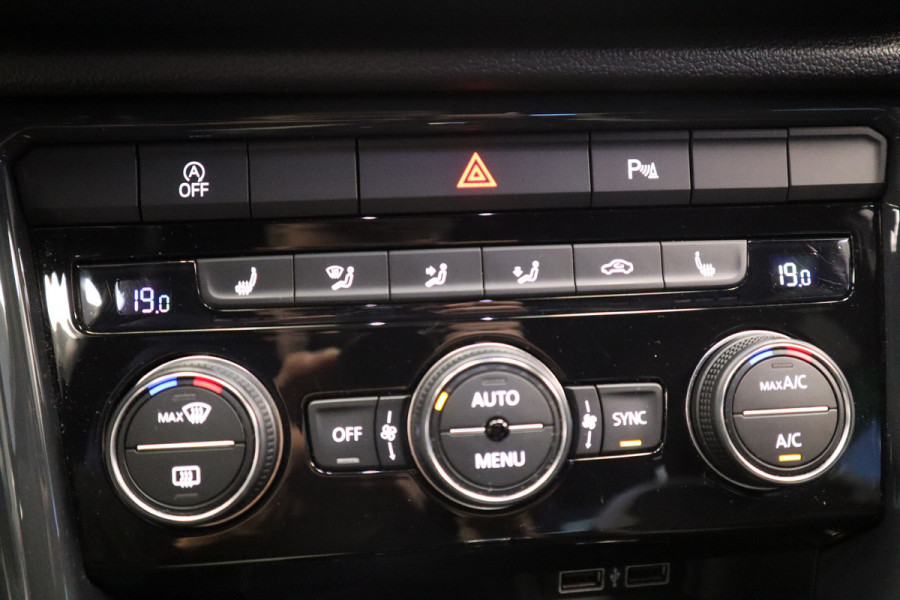 Volkswagen T-Roc 2.0 TSI 4Motion Sport Full-led Navigatie Adaptive-Cruise