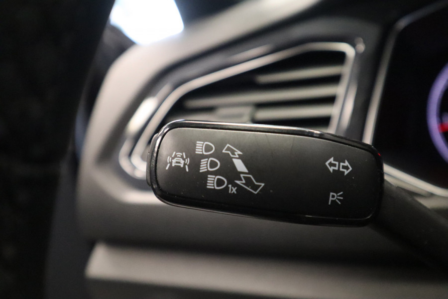 Volkswagen T-Roc 2.0 TSI 4Motion Sport Full-led Navigatie Adaptive-Cruise