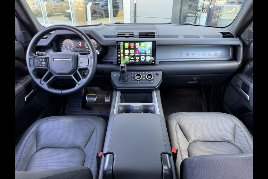 Land Rover Defender 110 P300e 110 Sedona Edition