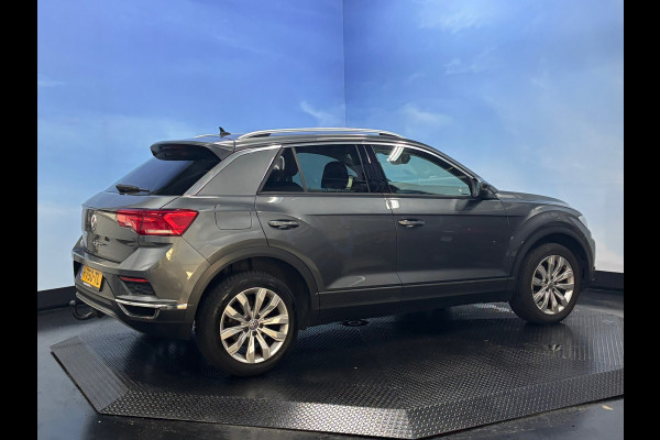 Volkswagen T-Roc 1.0 TSI Style Business Navi | Clima | Cruise | PDC | Trekhaak