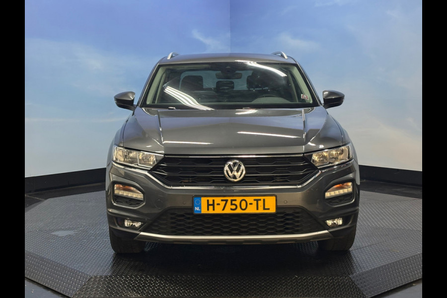 Volkswagen T-Roc 1.0 TSI Style Business Navi | Clima | Cruise | PDC | Trekhaak
