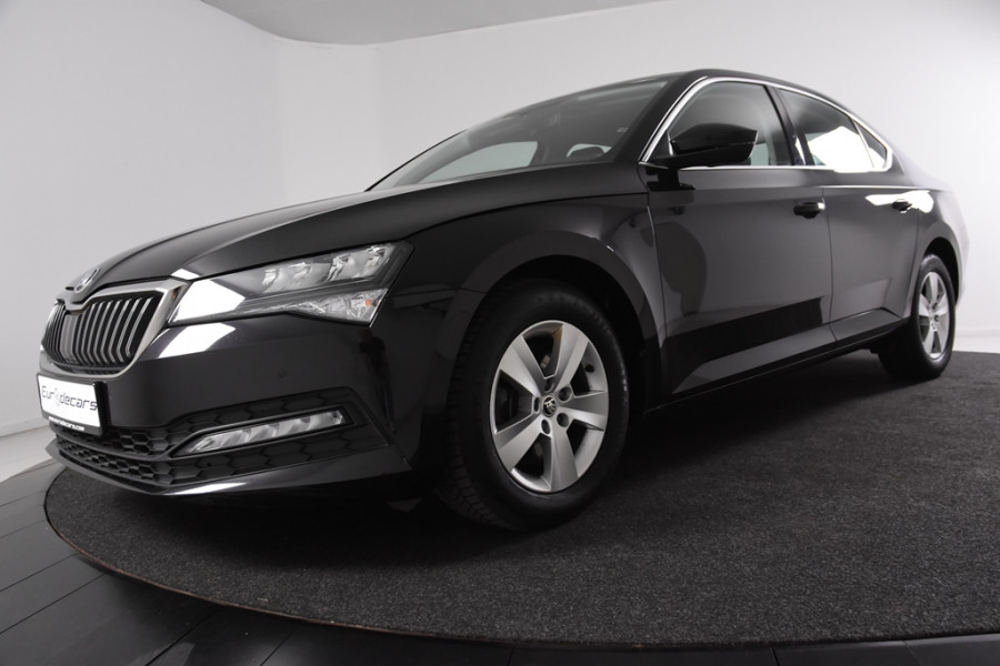 Škoda Superb 1.5 TSI ACT Ambition *1ste Eigenaar*Navigatie*PDC*
