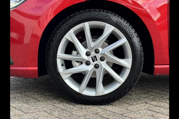 Seat Ibiza 1.0 EcoTSI FR Business Connect Climate control Adaptive cruise Navigatie Apple / Android DAB Digitaal dashboard