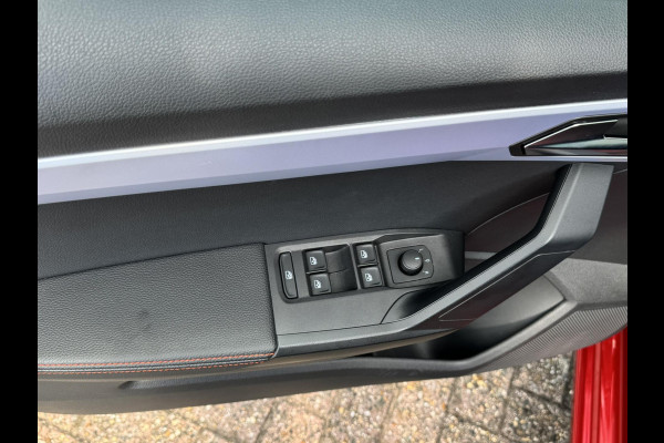 Seat Ibiza 1.0 EcoTSI FR Business Connect Climate control Adaptive cruise Navigatie Apple / Android DAB Digitaal dashboard