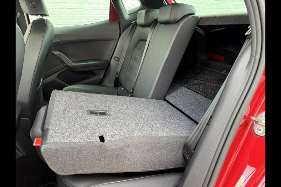 Seat Ibiza 1.0 EcoTSI FR Business Connect Climate control Adaptive cruise Navigatie Apple / Android DAB Digitaal dashboard