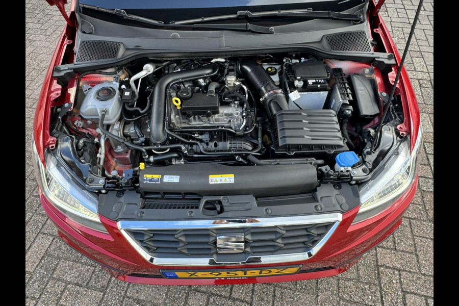 Seat Ibiza 1.0 EcoTSI FR Business Connect Climate control Adaptive cruise Navigatie Apple / Android DAB Digitaal dashboard
