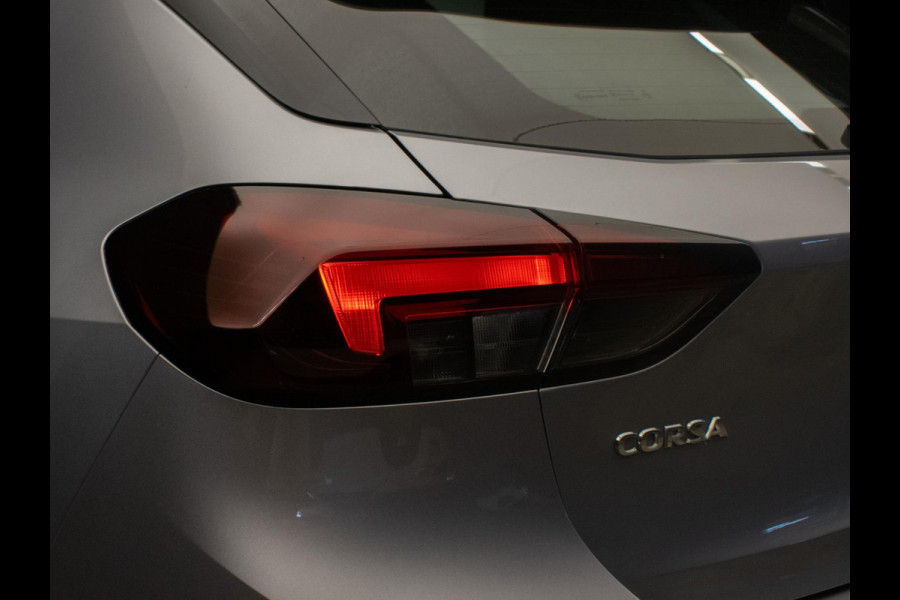 Opel Corsa 1.2 Edition Sport (APPLE CARPLAY,NAVIGATIE,PDC,LED,CRUISE,BLUETOOTH,DAB,SPORTSTOELEN,NIEUWE APK,NETTE STAAT)