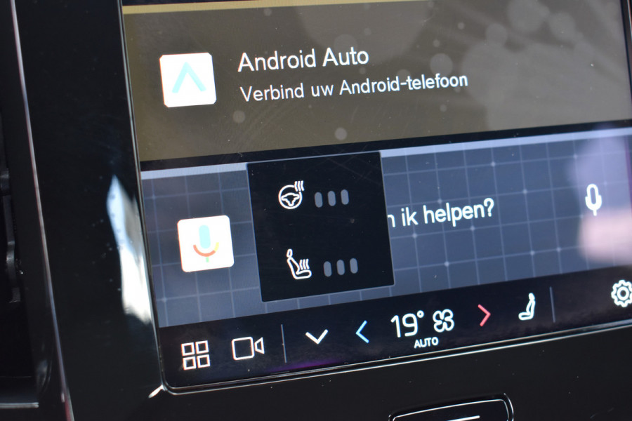 Volvo XC40 B4 211PK Automaat Plus Dark | Trekhaak | ACC | H&K | Blis | Stoel-Stuur Verwarming