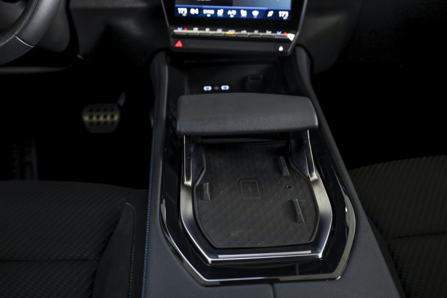 Renault Austral 1.2 E-Tech full hybrid 200 techno esprit Alpine | Dig. Cockpit | Adapt. Cruise | Stoel-+Voorruitverw. | PDC | Camera | NAV + App. Connect | ECC | DAB | LM 20" | 7675