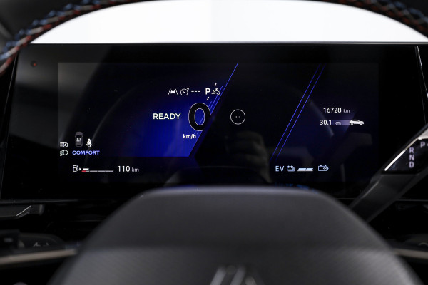 Renault Austral 1.2 E-Tech full hybrid 200 techno esprit Alpine | Dig. Cockpit | Adapt. Cruise | Stoel-+Voorruitverw. | PDC | Camera | NAV + App. Connect | ECC | DAB | LM 20" | 7675