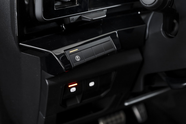 Renault Austral 1.2 E-Tech full hybrid 200 techno esprit Alpine | Dig. Cockpit | Adapt. Cruise | Stoel-+Voorruitverw. | PDC | Camera | NAV + App. Connect | ECC | DAB | LM 20" | 7675