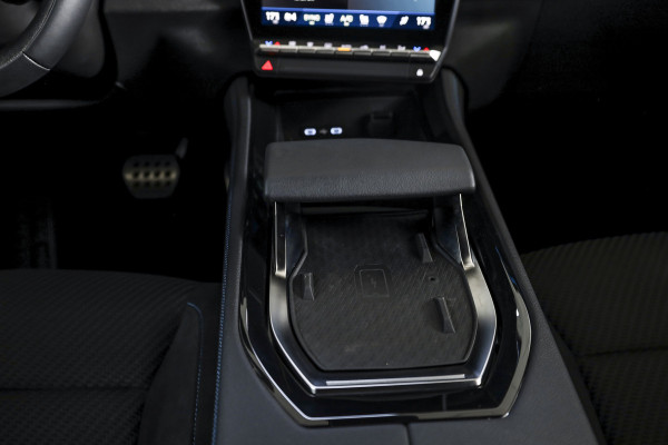 Renault Austral 1.2 E-Tech full hybrid 200 techno esprit Alpine | Dig. Cockpit | Adapt. Cruise | Stoel-+Voorruitverw. | PDC | Camera | NAV + App. Connect | ECC | DAB | LM 20" | 7639