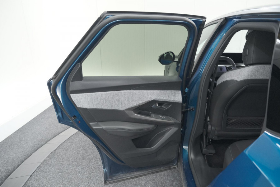 Peugeot 3008 Hybrid 136 e-DSC6 GT | Camera | Adaptieve Cruise Control | Elektronische Kofferklep | Stoelverwarming | Apple Carplay