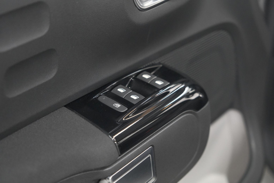 Citroën C3 PureTech 82 S&S Feel Edition | Apple Carplay | Parkeersensoren | Stoelverwarming | Climate Control