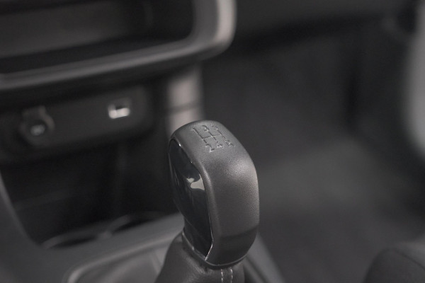 Citroën C3 PureTech 82 S&S Feel Edition | Apple Carplay | Parkeersensoren | Stoelverwarming | Climate Control