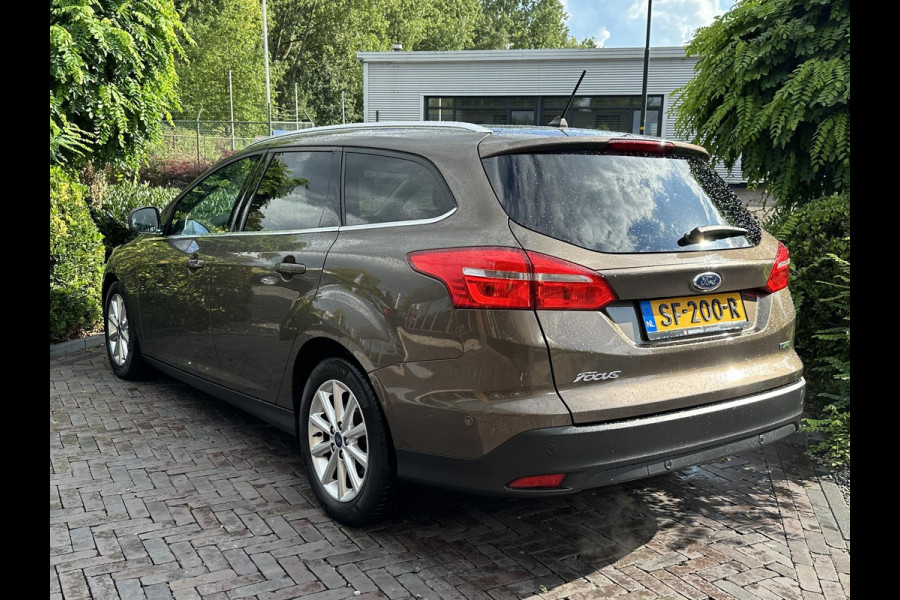Ford FOCUS Wagon 1.0 Titanium Keyless Cruise Control Stoelverw. Navi PDC 16''LM