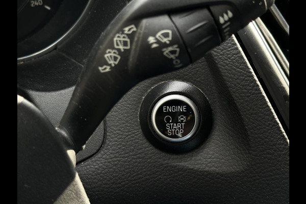 Ford FOCUS Wagon 1.0 Titanium Keyless Cruise Control Stoelverw. Navi PDC 16''LM