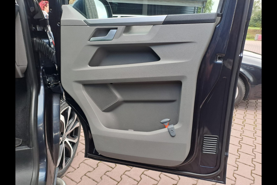 Volkswagen Transporter 2.0 TDI L2H1 150PK DSG DC Bulli | ACC | 2x Schuifdeur | LED | Virtual | Camera | App-connect | LMV |