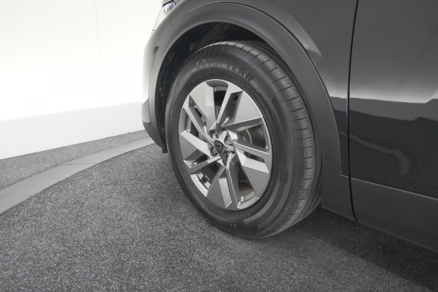 Peugeot 408 1.2 Hybrid 136 e-DSC6 Allure | 360 Camera | Navigatie | Parkeersensoren | Apple Carplay
