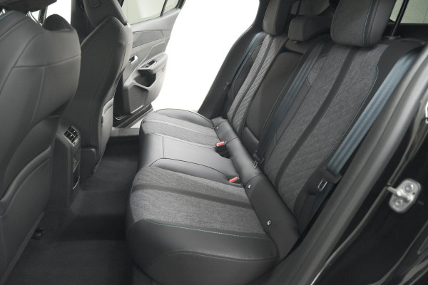 Peugeot 408 1.2 Hybrid 136 e-DSC6 Allure | 360 Camera | Navigatie | Parkeersensoren | Apple Carplay