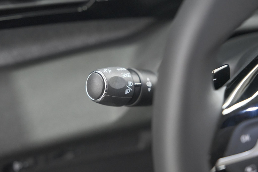 Peugeot 408 1.2 Hybrid 136 e-DSC6 Allure | 360 Camera | Navigatie | Parkeersensoren | Apple Carplay