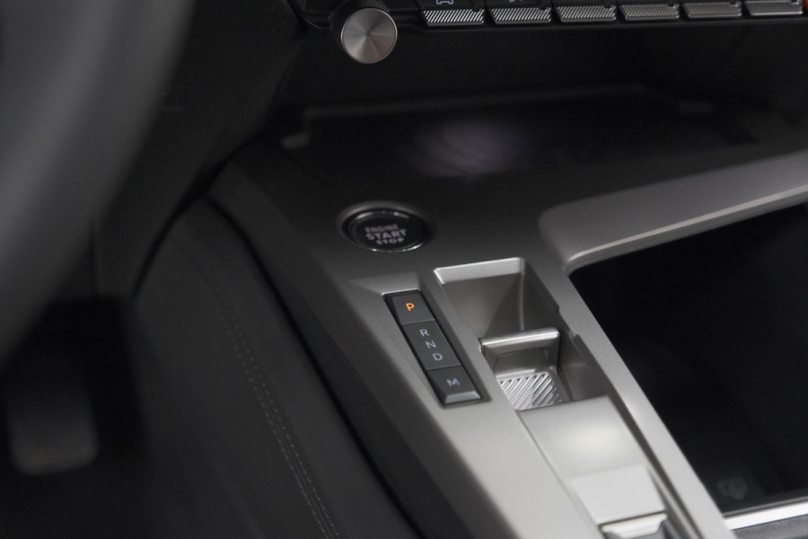 Peugeot 408 1.2 Hybrid 136 e-DSC6 Allure | 360 Camera | Navigatie | Parkeersensoren | Apple Carplay