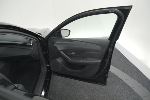 Peugeot 408 1.2 Hybrid 136 e-DSC6 Allure | 360 Camera | Navigatie | Parkeersensoren | Apple Carplay