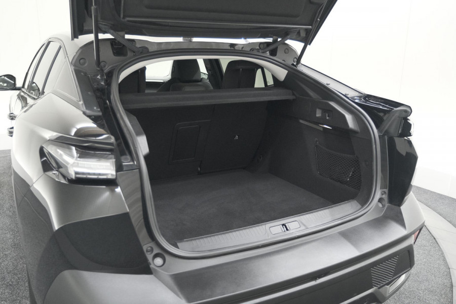 Peugeot 408 1.2 Hybrid 136 e-DSC6 Allure | 360 Camera | Navigatie | Parkeersensoren | Apple Carplay