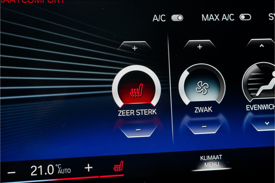 BMW 3 Serie Touring 330e xDrive M-Sport Memory Sfeerverlichting CarPlay 19"