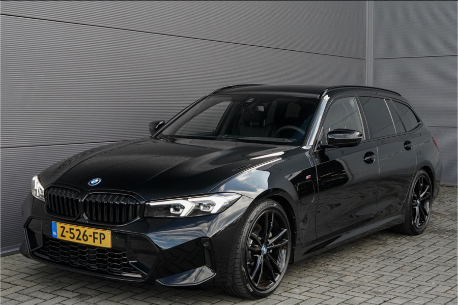 BMW 3 Serie Touring 330e xDrive M-Sport Memory Sfeerverlichting CarPlay 19"