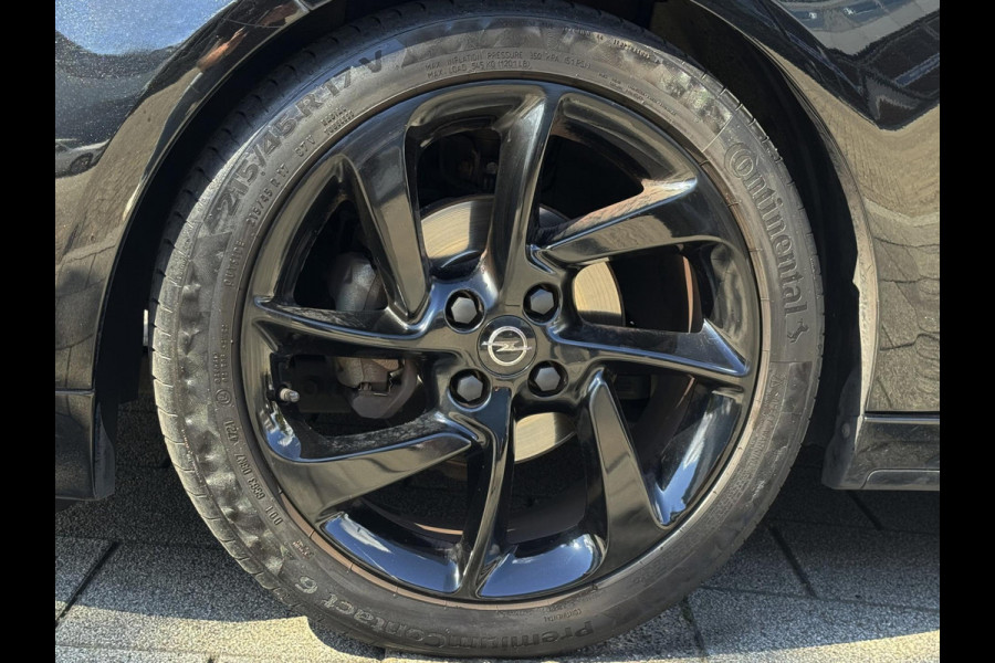 Opel ADAM 1.0 Turbo Unlimited - Navigatie I Airco I Sport pakket & 17 inch velgen I PDC I LED I Dealer onderhouden