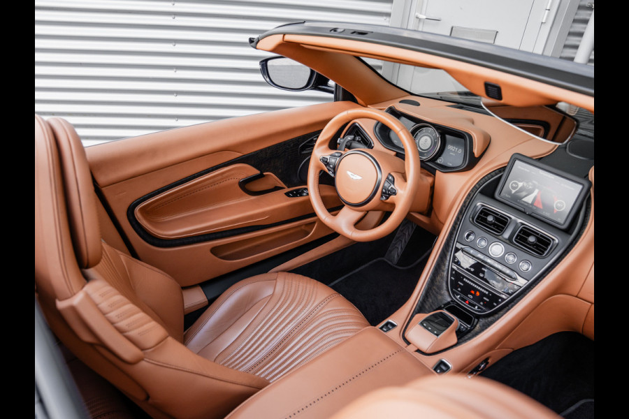Aston Martin DB11 Volante 4.0 V8 | 360 camera's