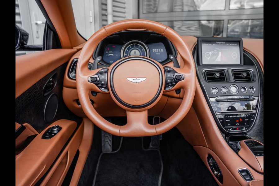 Aston Martin DB11 Volante 4.0 V8 | 360 camera's