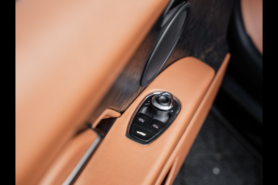 Aston Martin DB11 Volante 4.0 V8 | 360 camera's