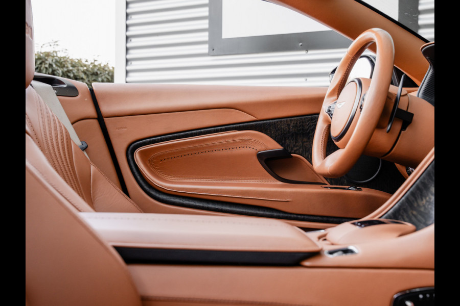Aston Martin DB11 Volante 4.0 V8 | 360 camera's