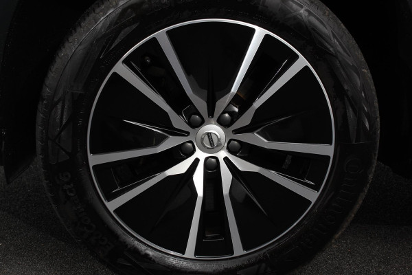 Volvo XC90 2.0 T8 Recharge AWD Inscription Expression | Navigatie | Apple Carplay/Android Auto | Parkeersensoren  | Stoel- en stuurverwarming | Adaptive Cruise Control | Virtual Cockpit | Elektrisch inklapbare trekhaak | Elektrisch verstelbare bestuurderstoel met geheugen | Inductieladen voor smartphone