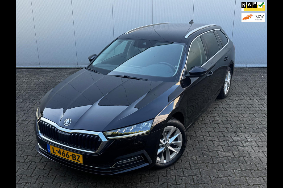 Škoda Octavia Combi 1.0 e-TSI BUSINESS EDITION TREKHAAK CARPLAY ORIGINEEL NEDERLANDS CLIMA PARKEERSENSOREN NAP Škoda Octavia Combi 1.0 e-TSI BUSINESS EDITION TREKHAAK CARPLAY ORIGINEEL NEDERLANDS CLIMA PARKEERSENSOREN NAP