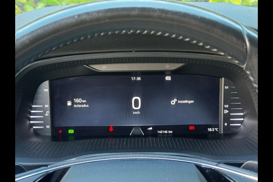 Škoda Octavia Combi 1.0 e-TSI BUSINESS EDITION TREKHAAK CARPLAY ORIGINEEL NEDERLANDS CLIMA PARKEERSENSOREN NAP