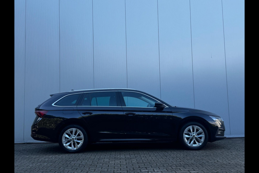 Škoda Octavia Combi 1.0 e-TSI BUSINESS EDITION TREKHAAK CARPLAY ORIGINEEL NEDERLANDS CLIMA PARKEERSENSOREN NAP