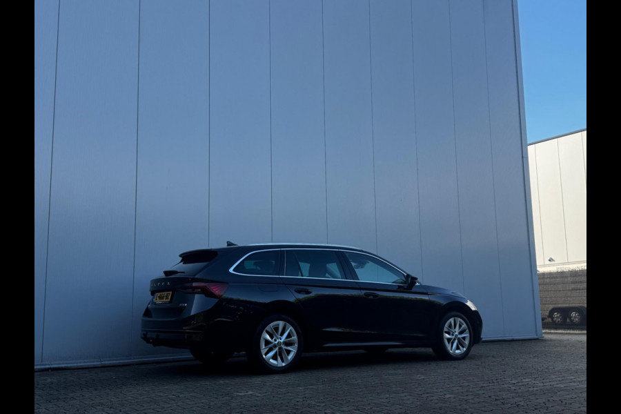 Škoda Octavia Combi 1.0 e-TSI BUSINESS EDITION TREKHAAK CARPLAY ORIGINEEL NEDERLANDS CLIMA PARKEERSENSOREN NAP