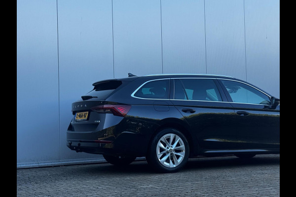 Škoda Octavia Combi 1.0 e-TSI BUSINESS EDITION TREKHAAK CARPLAY ORIGINEEL NEDERLANDS CLIMA PARKEERSENSOREN NAP