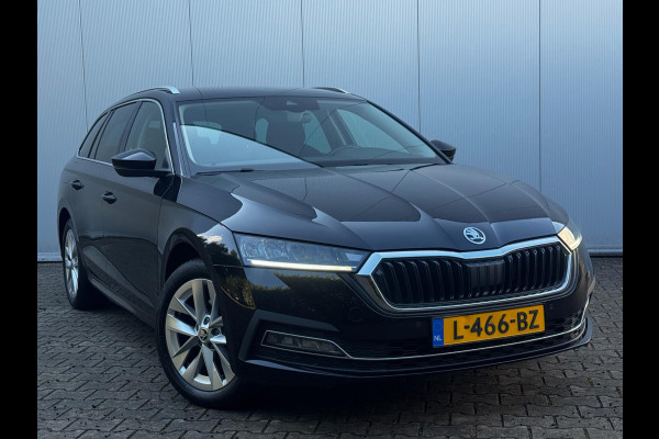 Škoda Octavia Combi 1.0 e-TSI BUSINESS EDITION TREKHAAK CARPLAY ORIGINEEL NEDERLANDS CLIMA PARKEERSENSOREN NAP