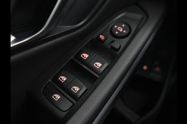 BMW 3-serie 330e M Sport | Leder | Trekhaak | Stoel & stuurverwarming | Carplay | Sportstoelen | Navigatie | Full LED | Park Assist | Live Cockpit | PHEV | Plug In