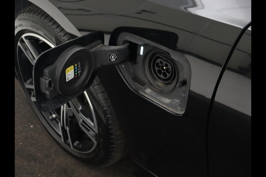 BMW 3-serie 330e M Sport | Leder | Trekhaak | Stoel & stuurverwarming | Carplay | Sportstoelen | Navigatie | Full LED | Park Assist | Live Cockpit | PHEV | Plug In