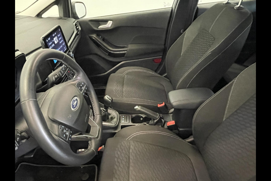 Ford Fiesta 1.0 EcoBoost Hybrid Titanium Climate control Navigatie Cruise control LED Apple Carplay/ Android Auto  Parkeersensor voor