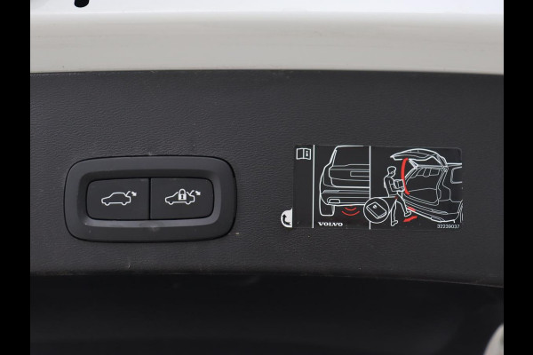 Volvo XC40 1.5 T4 Recharge Inscription | Automaat | PHEV | Climate crontrole | Stoelverwarming | Stuurverwarming | LED | Carplay | DAB | Navigatie | Cruise controle