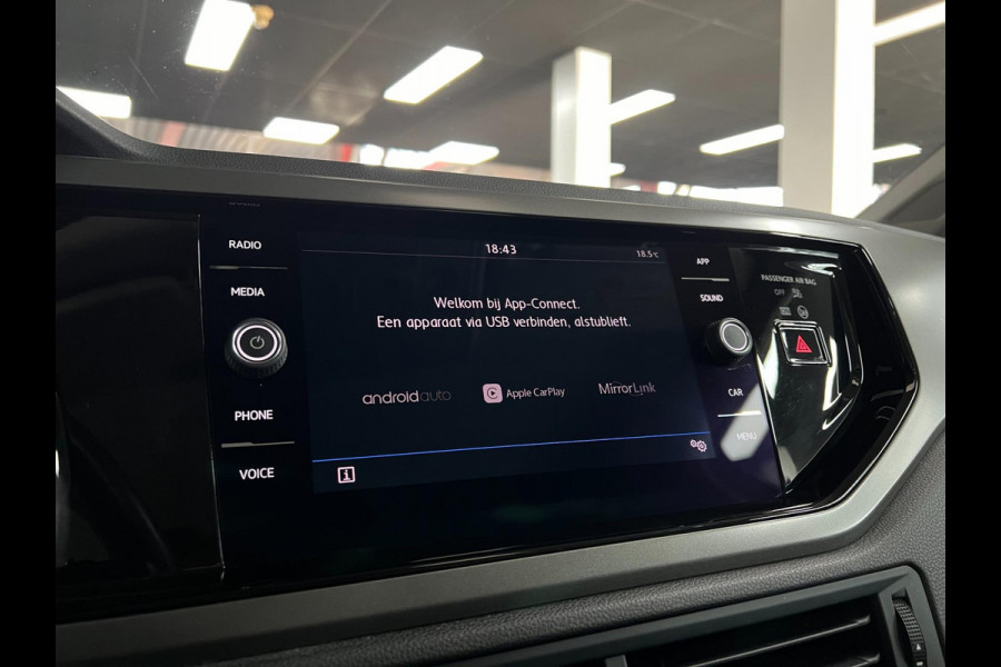 Volkswagen Polo 1.0 Comfortline | ACC | Carplay | LM velgen|