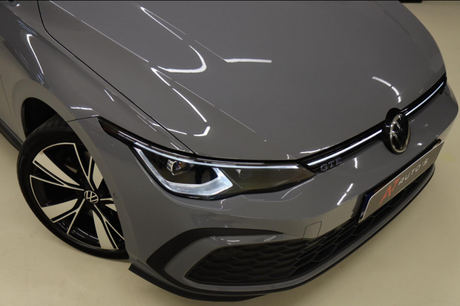 Volkswagen Golf 1.4 eHybrid GTE / HEADUP/PANO/IQLIGHT/CAM/CARPLAY/VOL